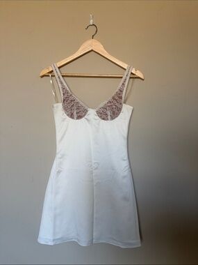 House of CB White Lace-Detail Chemise